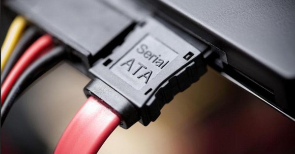 ¿Para qué se utilizan los cables SATA?